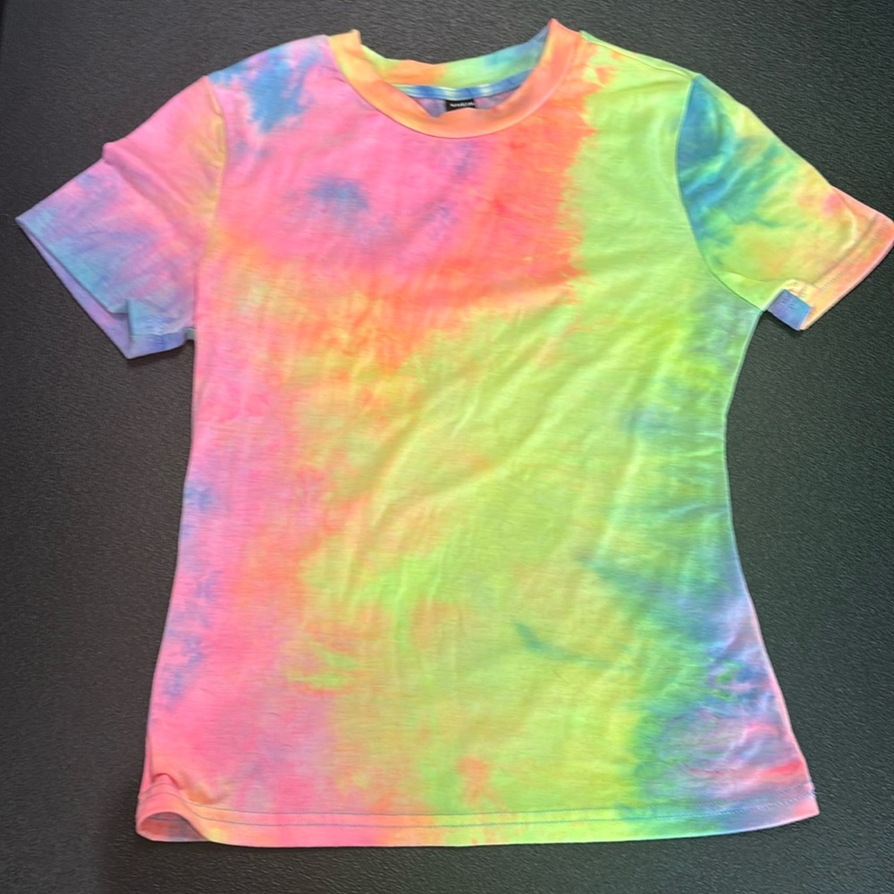 Fitted neon Tye-Dye, short sleeve T-shirt